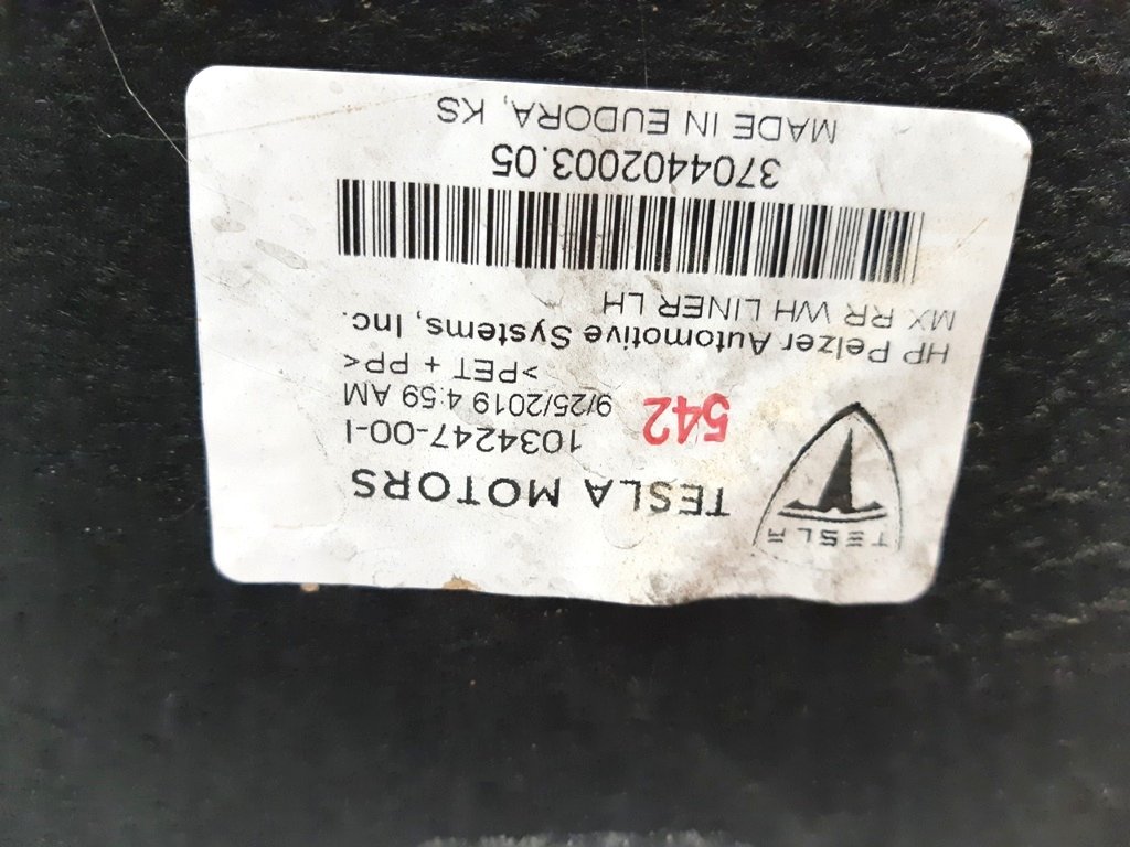 3 Подкрылок задний левый Tesla Model X 1034247-00-I